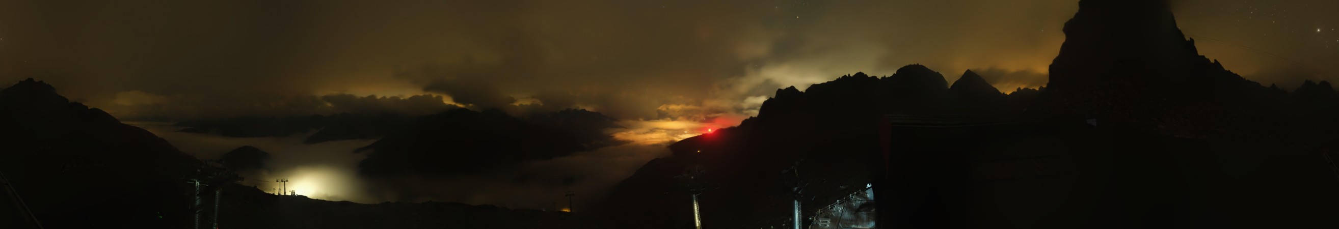 Andermatt Sedrun Disentis Schneehüenerstock snow cam captured at 17 September 2026 at 11:47 pm GMT+2