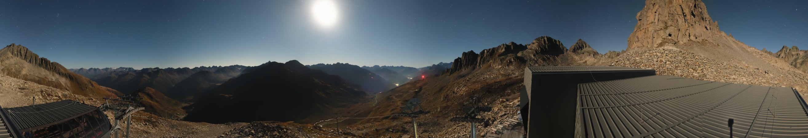 Andermatt Sedrun Disentis Schneehüenerstock snow cam captured at 22 September 2026 at 11:51 pm GMT+2