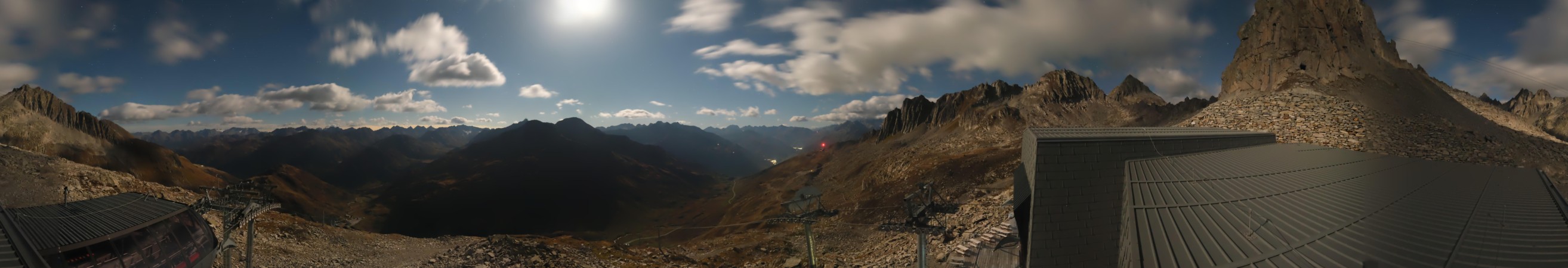 Andermatt Sedrun Disentis Schneehüenerstock snow cam captured at 23 September 2026 at 11:52 pm GMT+2