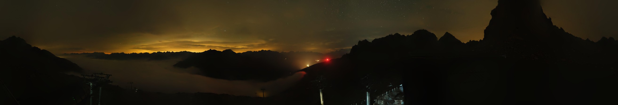 Andermatt Sedrun Disentis Schneehüenerstock snow cam captured at 4 October 2026 at 11:50 pm GMT+2