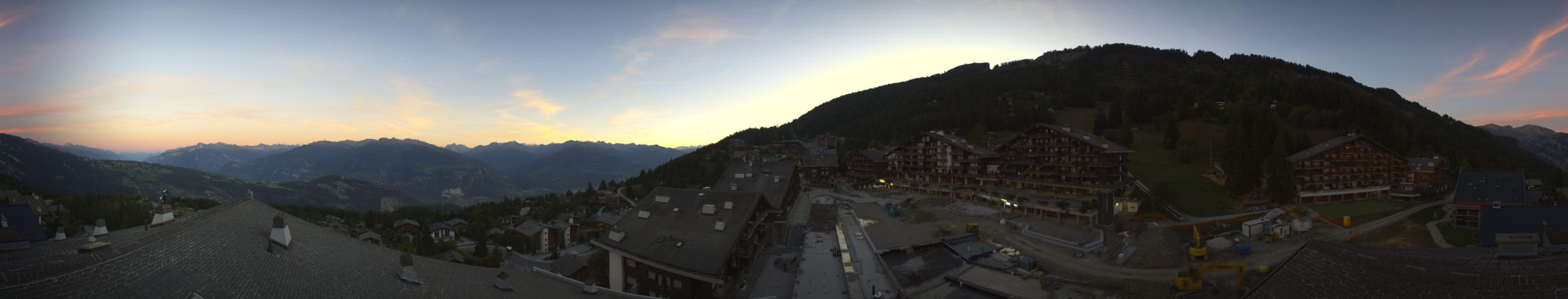 Anzère Tourisme Anzère - Village snow cam captured at 12 September 2026 at 8:10 pm GMT+2