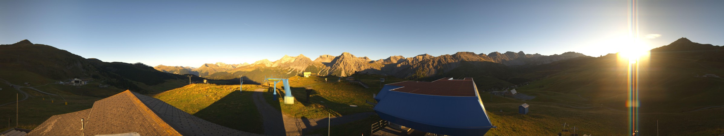 Arosa Bergbahnen Tschuggen snow cam captured at 15 September 2026 at 6:46 pm GMT+2