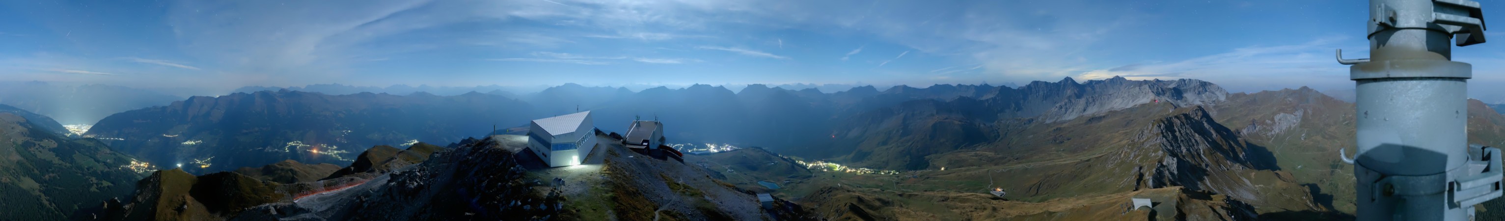Arosa Bergbahnen Weisshorn snow cam captured at 30 September 2026 at 11:59 pm GMT+2