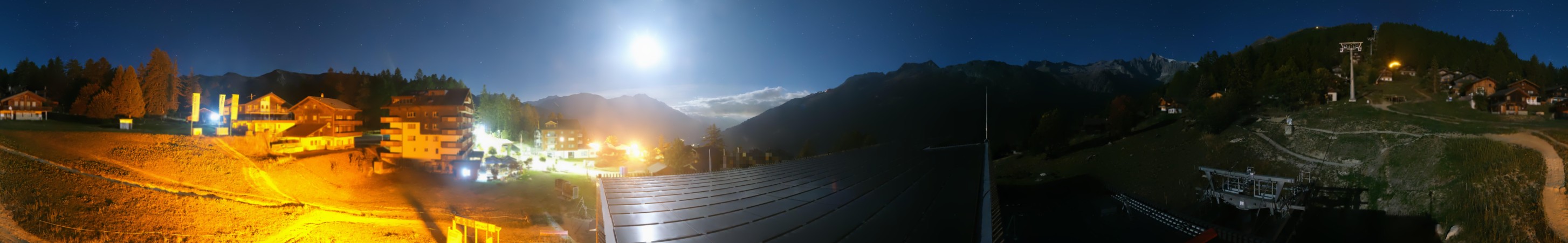 Bellwald Tourismus Bellwald Talstation snow cam captured at 21 September 2026 at 11:42 pm GMT+2