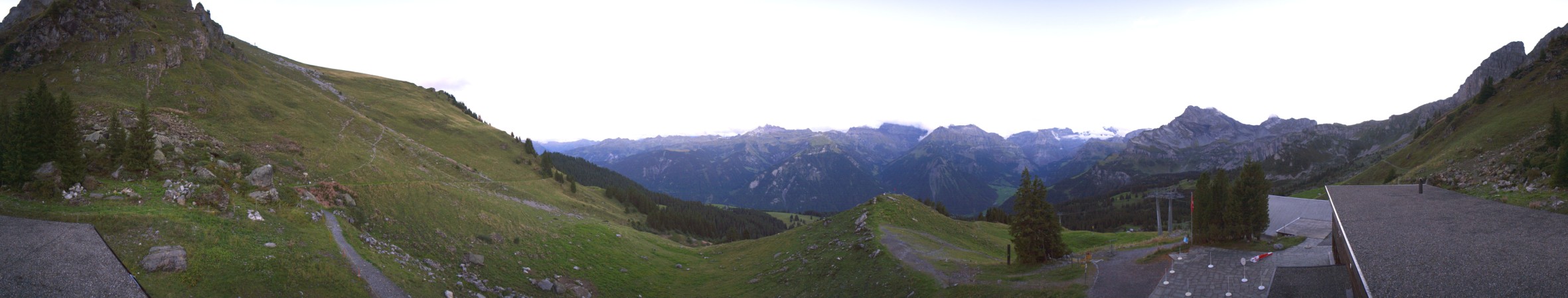 Braunwald Sportbahnen Gumen snow cam captured at 14 September 2026 at 7:51 pm GMT+2