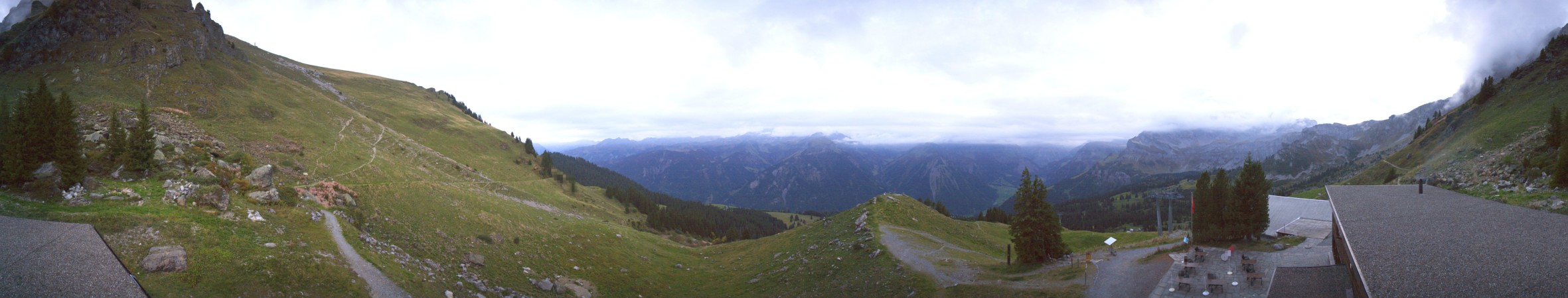 Braunwald Sportbahnen Gumen snow cam captured at 3 October 2026 at 7:12 pm GMT+2