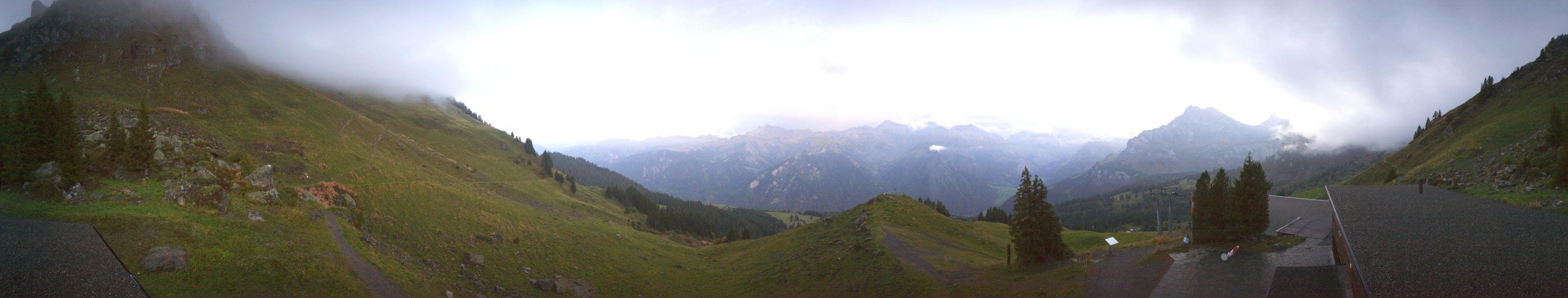 Braunwald Sportbahnen Gumen snow cam captured at 4 October 2026 at 7:14 pm GMT+2