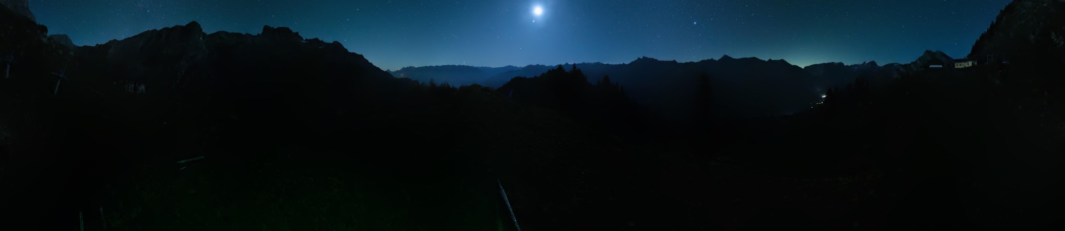 Braunwald Sportbahnen Seblengrat snow cam captured at 6 October 2026 at 4:45 am GMT+2