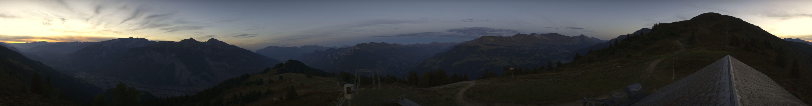 Chur-Dreibündenstein Bergbahnen AG Brambrüesch snow cam captured at 28 September 2026 at 7:31 pm GMT+2