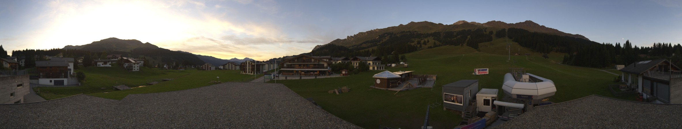 Churwalden - Parpan Gemeinde Heimberg - Parpan - Lenzerheide snow cam captured at 19 September 2026 at 7:42 pm GMT+2