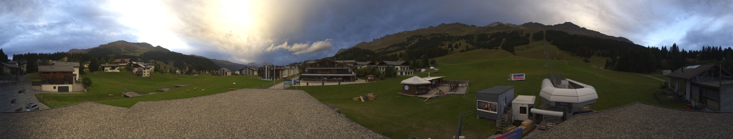 Churwalden - Parpan Gemeinde Heimberg - Parpan - Lenzerheide snow cam captured at 24 September 2026 at 7:14 pm GMT+2