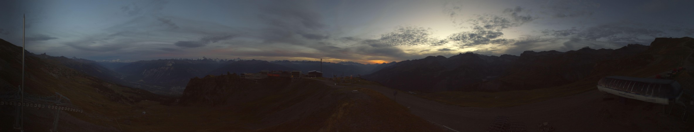 Crans Montana RM (CMA) SA La Nationale snow cam captured at 17 September 2026 at 7:57 pm GMT+2
