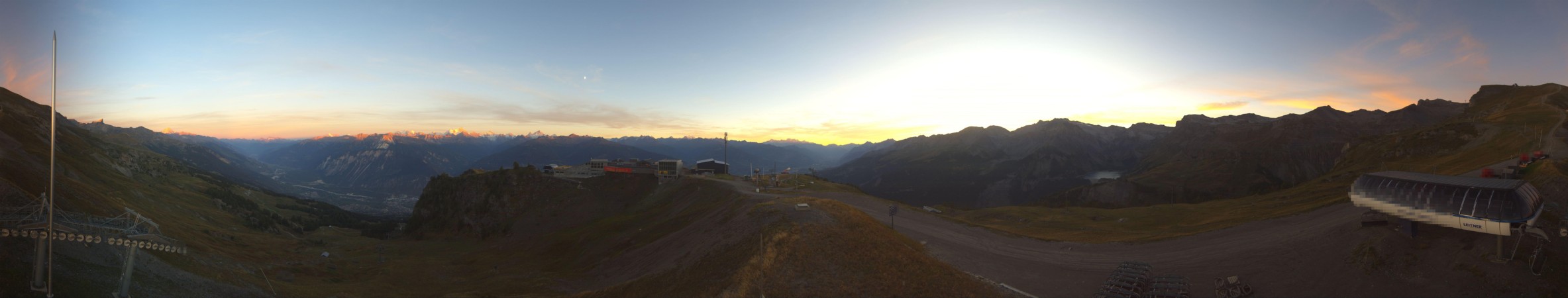 Crans Montana RM (CMA) SA La Nationale snow cam captured at 19 September 2026 at 7:53 pm GMT+2