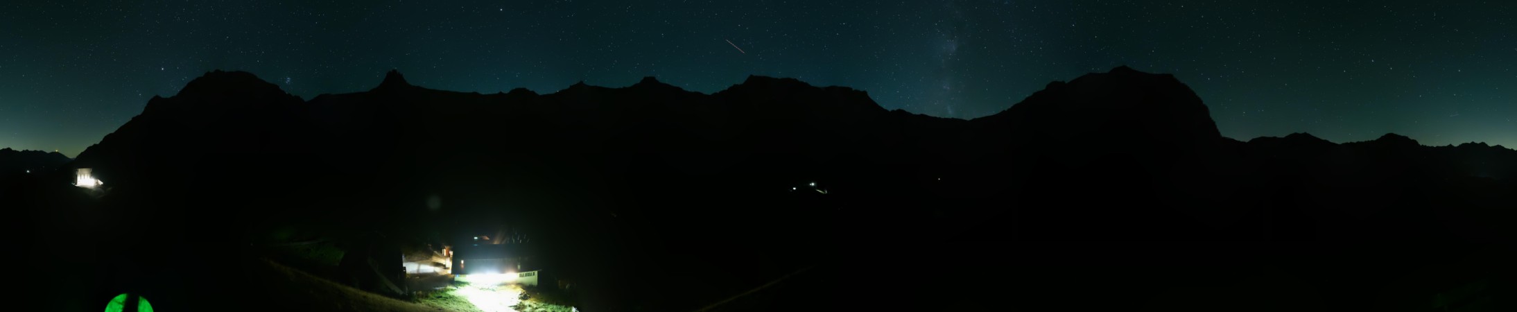 Engstligenalp Bergbahnen AG Ebene - Engstligenalp snow cam captured at 14 September 2026 at 11:54 pm GMT+2