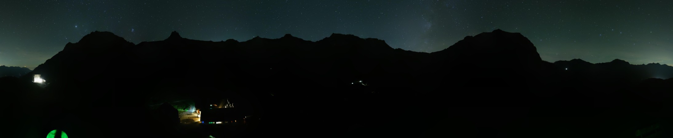 Engstligenalp Bergbahnen AG Ebene - Engstligenalp snow cam captured at 18 September 2026 at 11:49 pm GMT+2