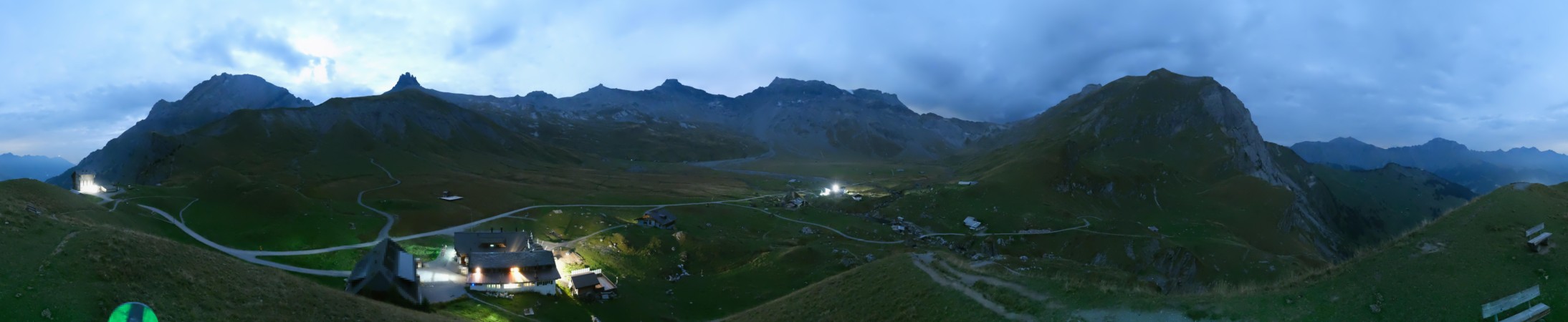Engstligenalp Bergbahnen AG Ebene - Engstligenalp snow cam captured at 30 September 2026 at 11:40 pm GMT+2