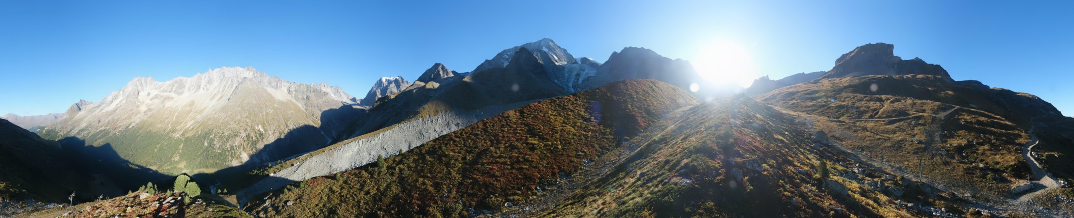 Evolène Région Tourisme Arolla snow cam captured at 15 September 2026 at 6:14 pm GMT+2