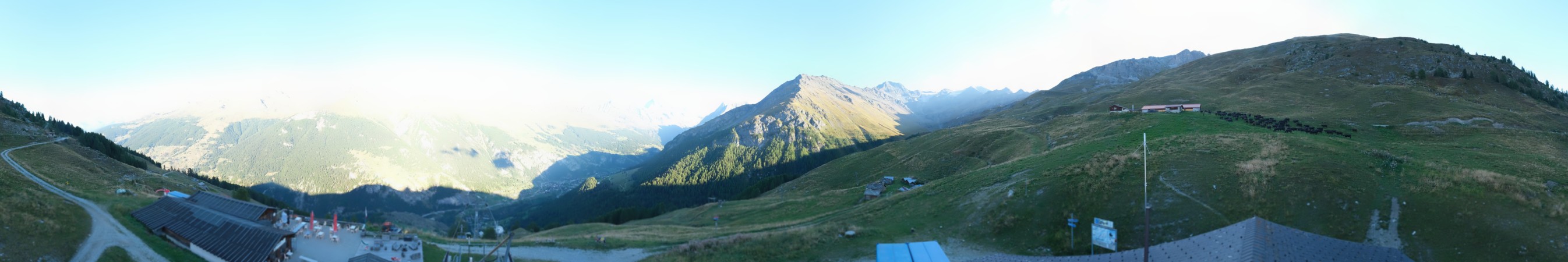 Evolène Région Tourisme Evolène snow cam captured at 15 September 2026 at 6:14 pm GMT+2