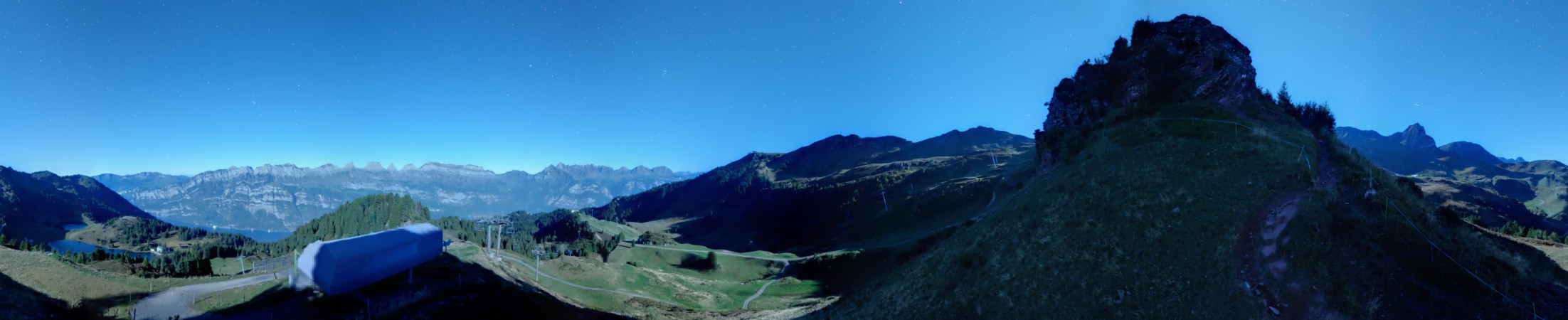 Flumserberg Bergbahnen AG Stelligrat snow cam captured at 22 September 2026 at 11:54 pm GMT+2