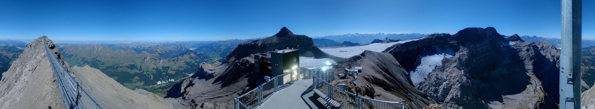Gstaad 3000 Glacier3000 snow cam captured at 26 September 2026 at 11:52 pm GMT+2
