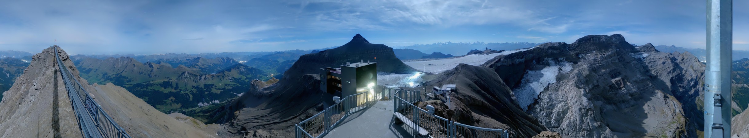Gstaad 3000 Glacier3000 snow cam captured at 28 September 2026 at 11:55 pm GMT+2