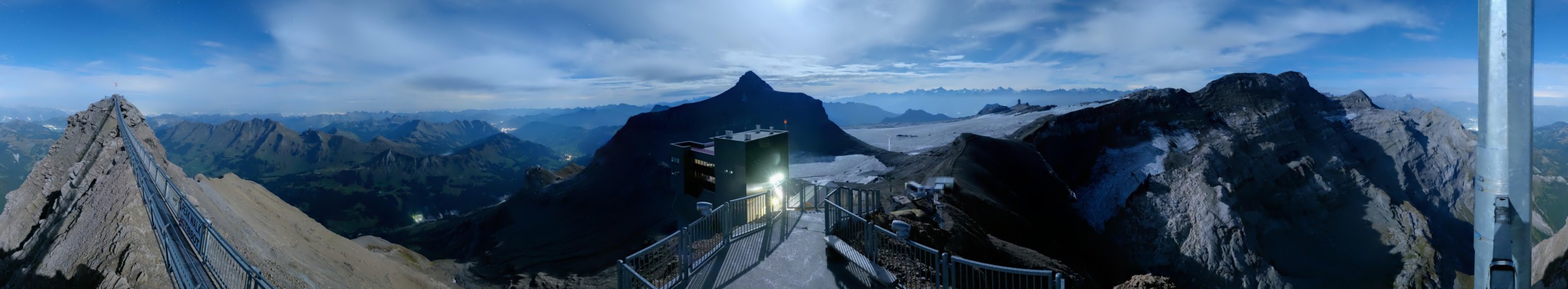 Gstaad 3000 Glacier3000 snow cam captured at 29 September 2026 at 11:31 pm GMT+2