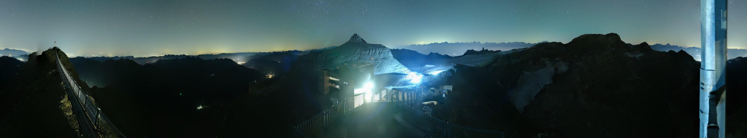 Gstaad 3000 Glacier3000 snow cam captured at 5 October 2026 at 11:50 pm GMT+2
