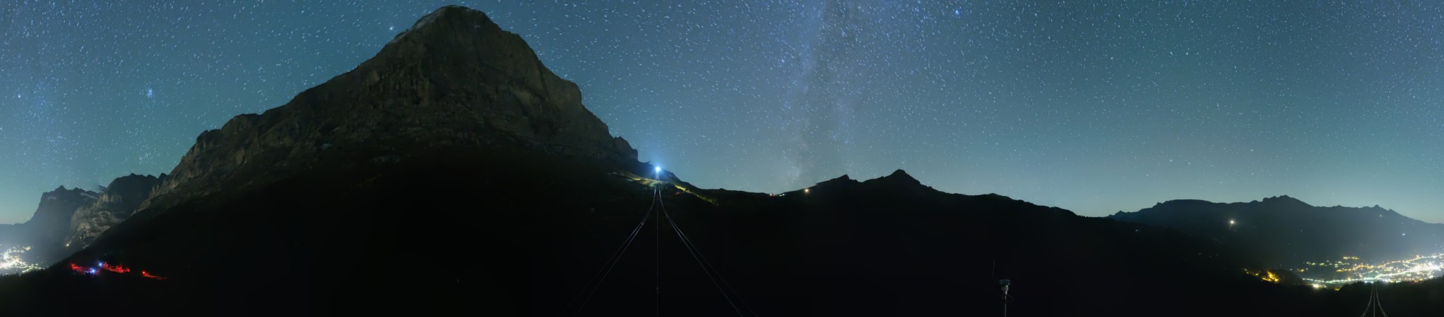 Jungfraubahnen Management AG Eiger Express Panorama Mast 4 snow cam captured at 5 October 2026 at 11:53 pm GMT+2