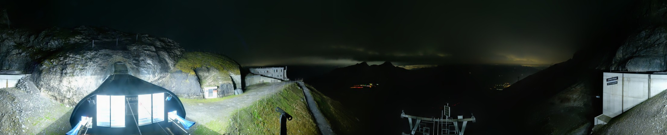 Jungfraubahnen Management AG Eigergletscher snow cam captured at 17 September 2026 at 11:50 pm GMT+2