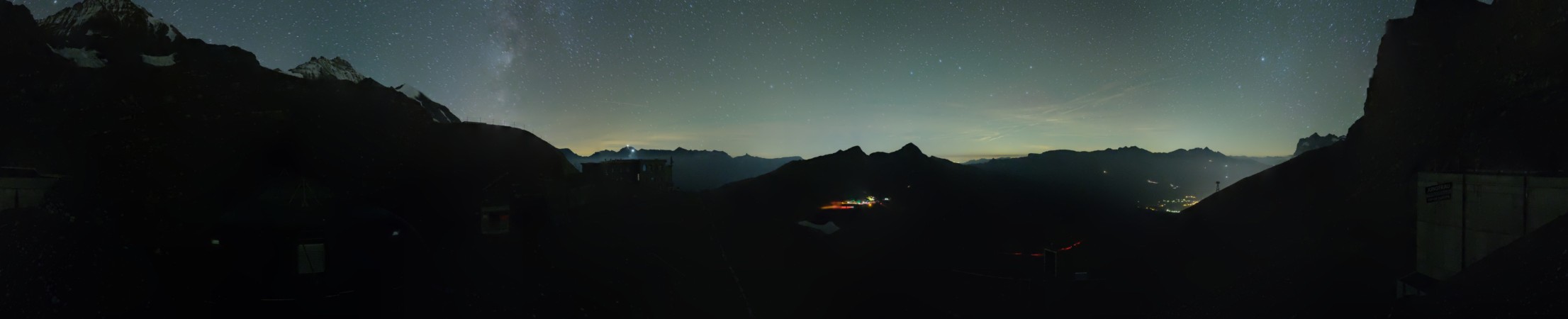 Jungfraubahnen Management AG Eigergletscher snow cam captured at 18 September 2026 at 11:51 pm GMT+2