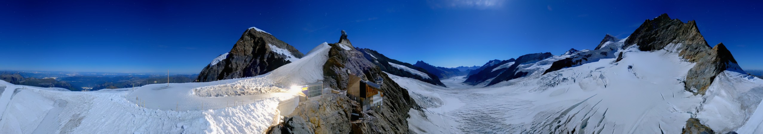 Jungfraubahnen Management AG Jungfraujoch snow cam captured at 25 September 2026 at 11:52 pm GMT+2