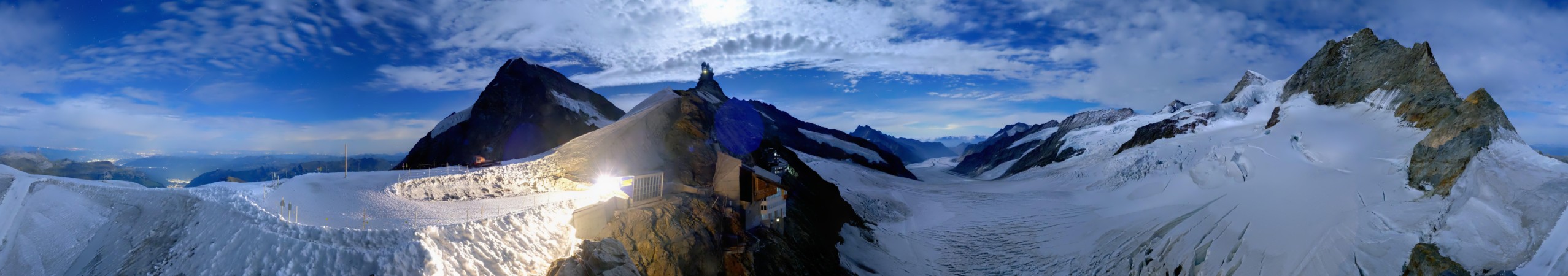 Jungfraubahnen Management AG Jungfraujoch snow cam captured at 29 September 2026 at 11:32 pm GMT+2