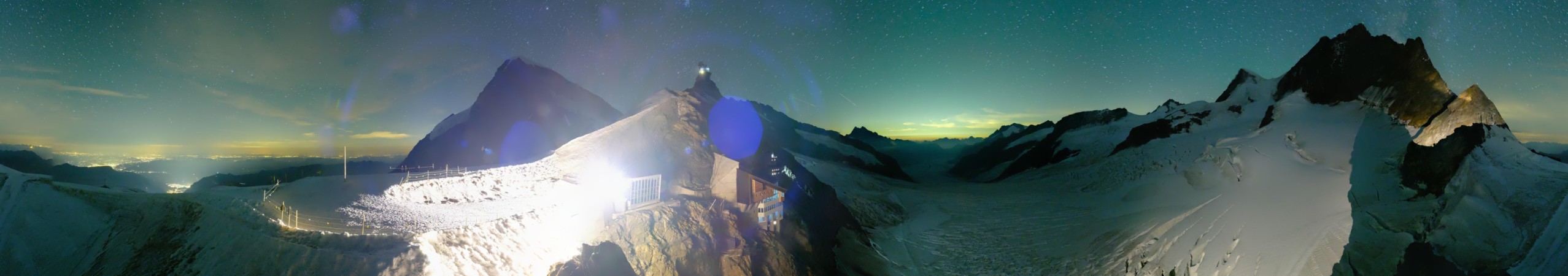 Jungfraubahnen Management AG Jungfraujoch snow cam captured at 3 October 2026 at 11:52 pm GMT+2
