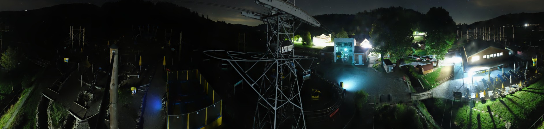 Kronberg Luftseilbahn Kronberg Talstation snow cam captured at 12 September 2026 at 11:56 pm GMT+2