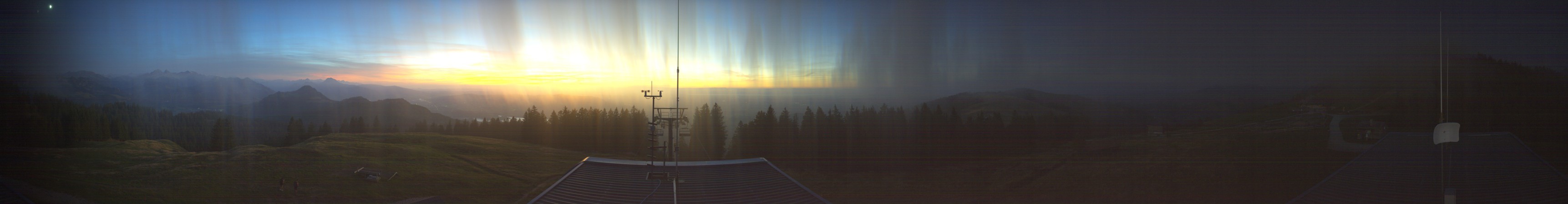 La Berra SRM La Berra snow cam captured at 21 September 2026 at 8:15 pm GMT+2