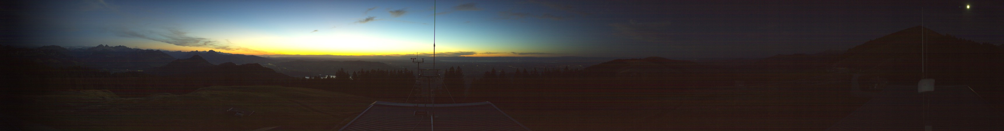 La Berra SRM La Berra snow cam captured at 23 September 2026 at 8:17 pm GMT+2