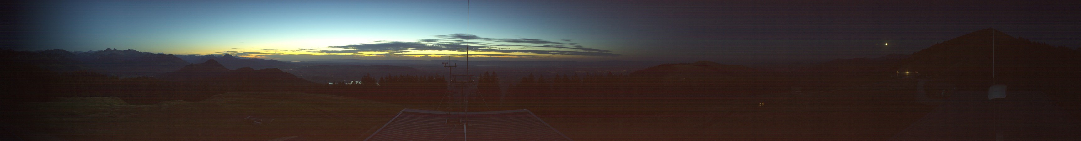 La Berra SRM La Berra snow cam captured at 27 September 2026 at 8:00 pm GMT+2