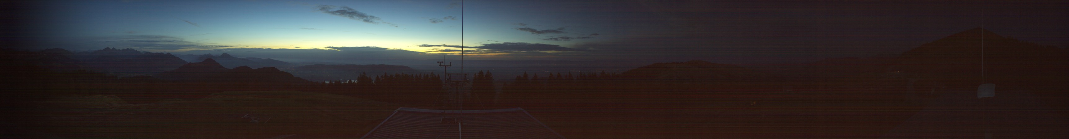 La Berra SRM La Berra snow cam captured at 3 October 2026 at 7:51 pm GMT+2