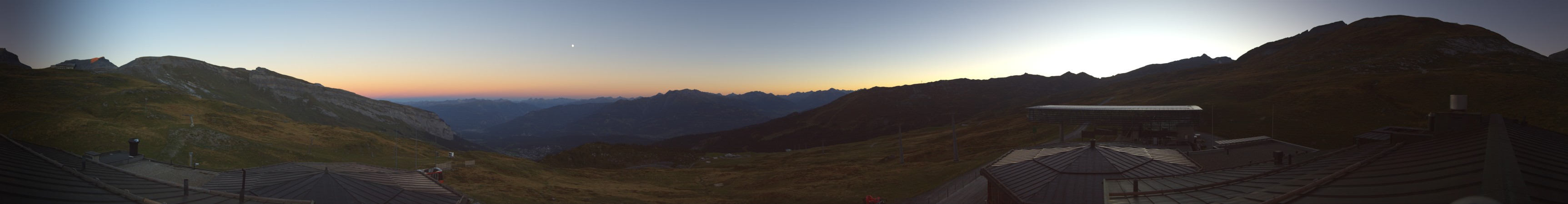 Laax Flims Falera - Weisse Arena Berghaus Nagens snow cam captured at 22 September 2026 at 7:43 pm GMT+2