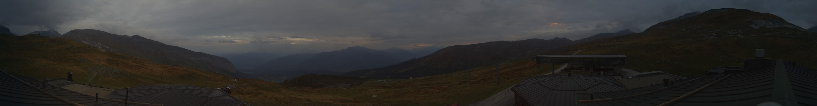 Laax Flims Falera - Weisse Arena Berghaus Nagens snow cam captured at 1 October 2026 at 7:12 pm GMT+2