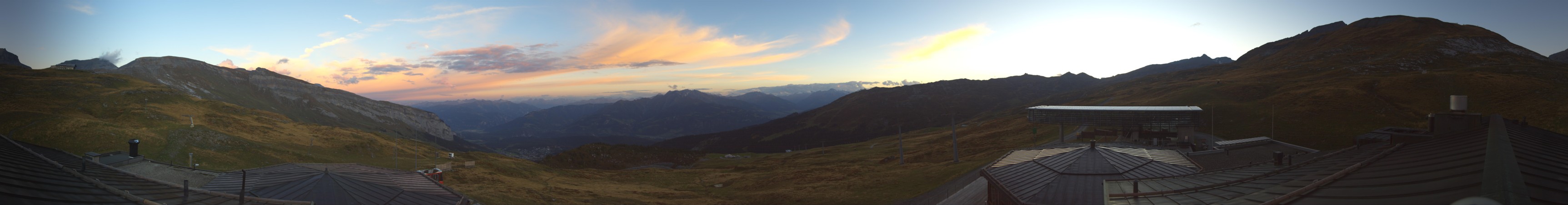 Laax Flims Falera - Weisse Arena Berghaus Nagens snow cam captured at 5 October 2026 at 7:09 pm GMT+2