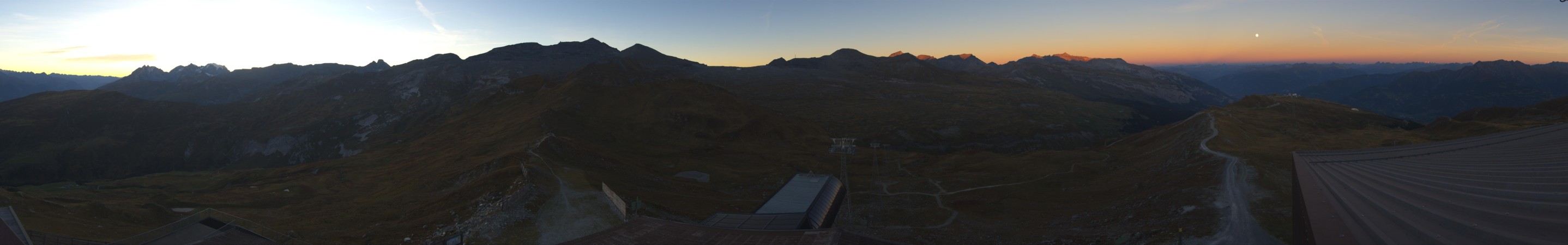 Laax Flims Falera - Weisse Arena Crap Masegn snow cam captured at 25 September 2026 at 7:19 pm GMT+2