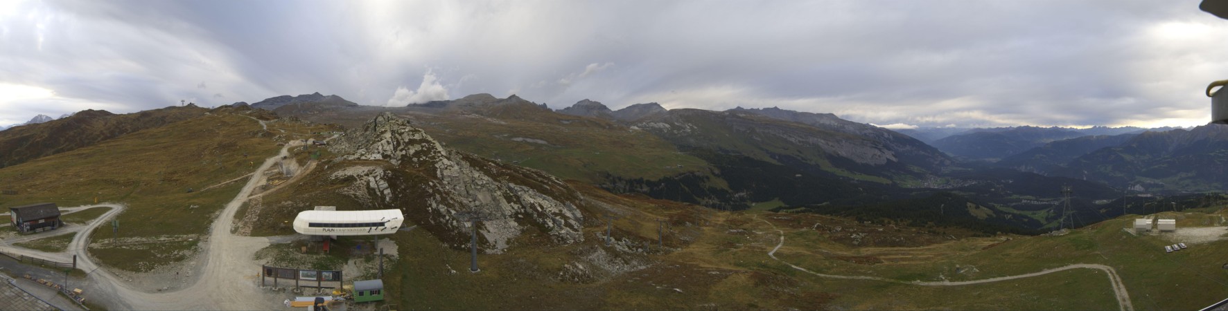 Laax Flims Falera - Weisse Arena Crap Sogn Gion Plaun snow cam captured at 24 September 2026 at 6:44 pm GMT+2