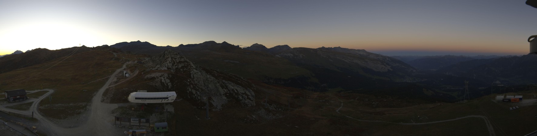 Laax Flims Falera - Weisse Arena Crap Sogn Gion Plaun snow cam captured at 27 September 2026 at 7:27 pm GMT+2
