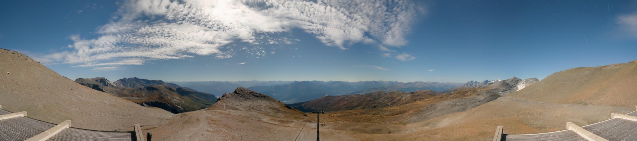 Laax Flims Falera - Weisse Arena La Siala snow cam captured at 27 September 2026 at 11:52 pm GMT+2