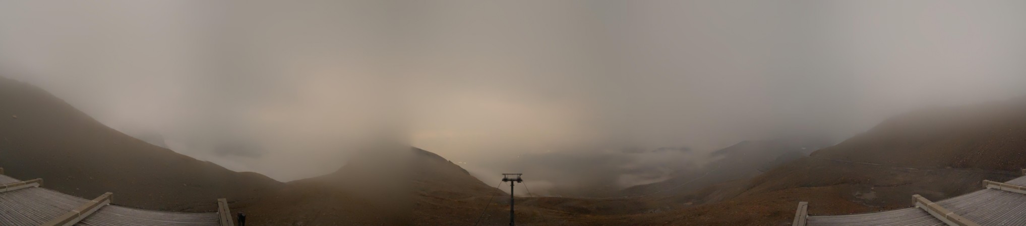 Laax Flims Falera - Weisse Arena La Siala snow cam captured at 1 October 2026 at 11:43 pm GMT+2