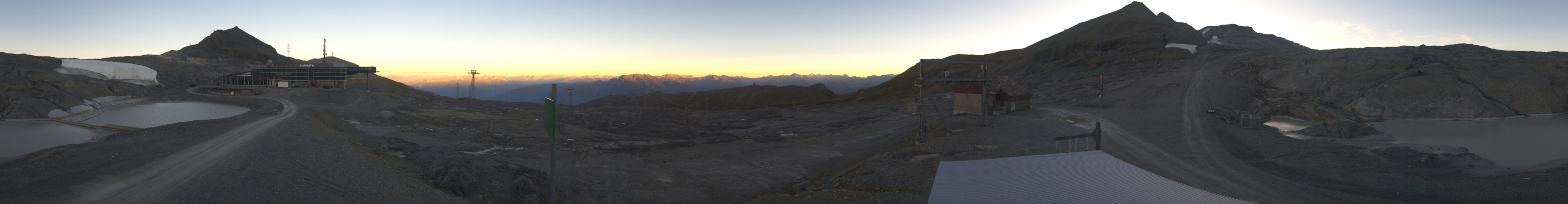 Laax Flims Falera - Weisse Arena Vorab Gletscher snow cam captured at 12 September 2026 at 7:32 pm GMT+2