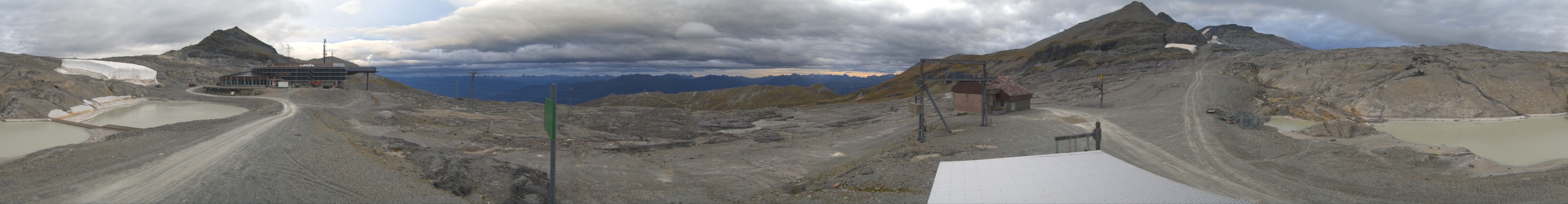 Laax Flims Falera - Weisse Arena Vorab Gletscher snow cam captured at 13 September 2026 at 7:22 pm GMT+2