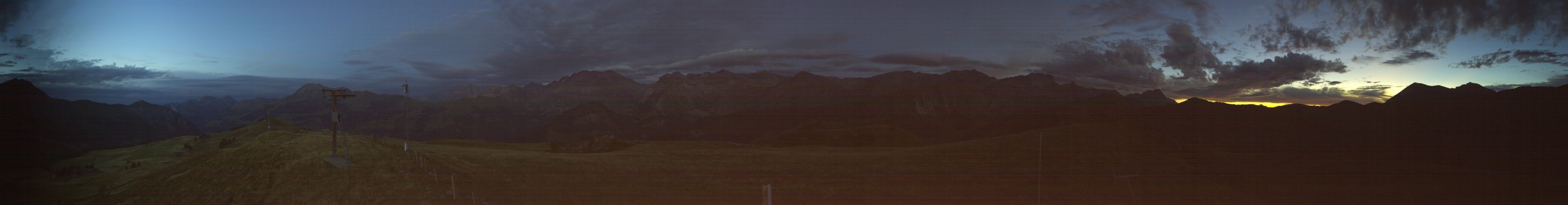 Lenk Bergbahnen Betelberg snow cam captured at 13 September 2026 at 8:28 pm GMT+2