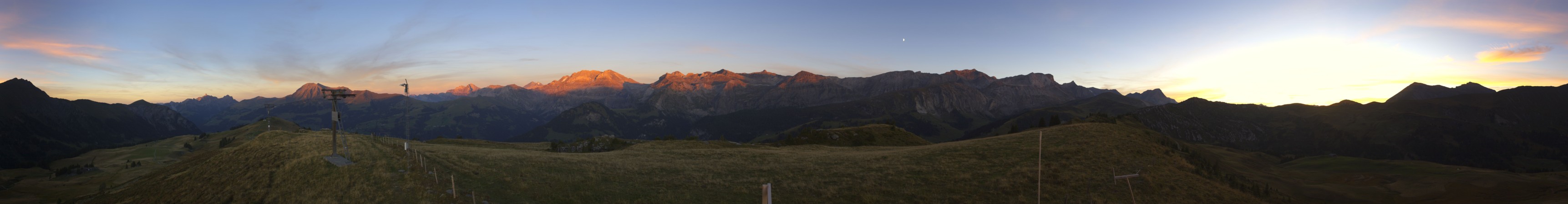 Lenk Bergbahnen Betelberg snow cam captured at 19 September 2026 at 7:55 pm GMT+2
